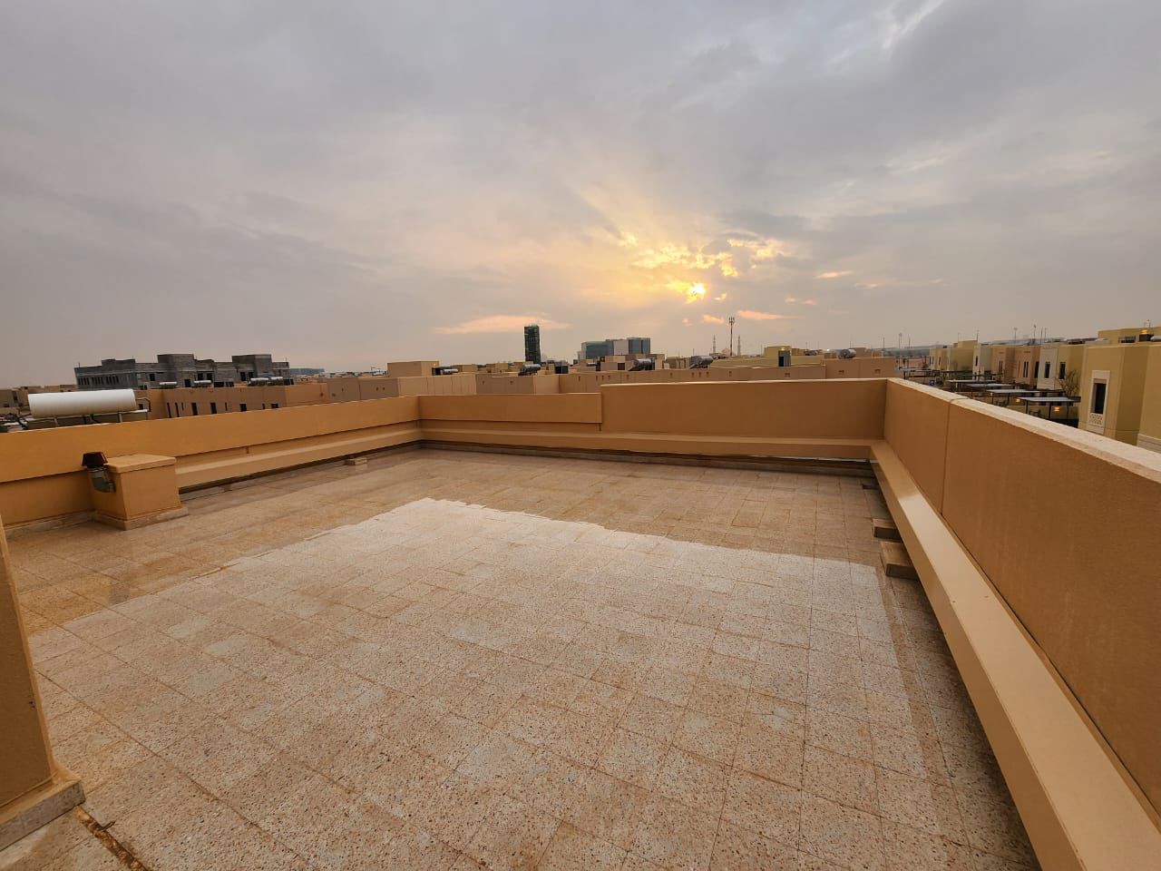 🏡 *Luxury Villa in Sedra – Roshn*   ✨ 300 m² Modern Villa | Elegance Meets Functionality  